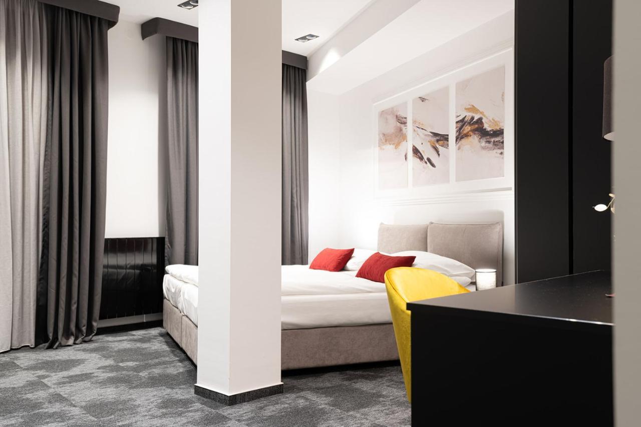 Savoy Residence 奥西耶克 外观 照片